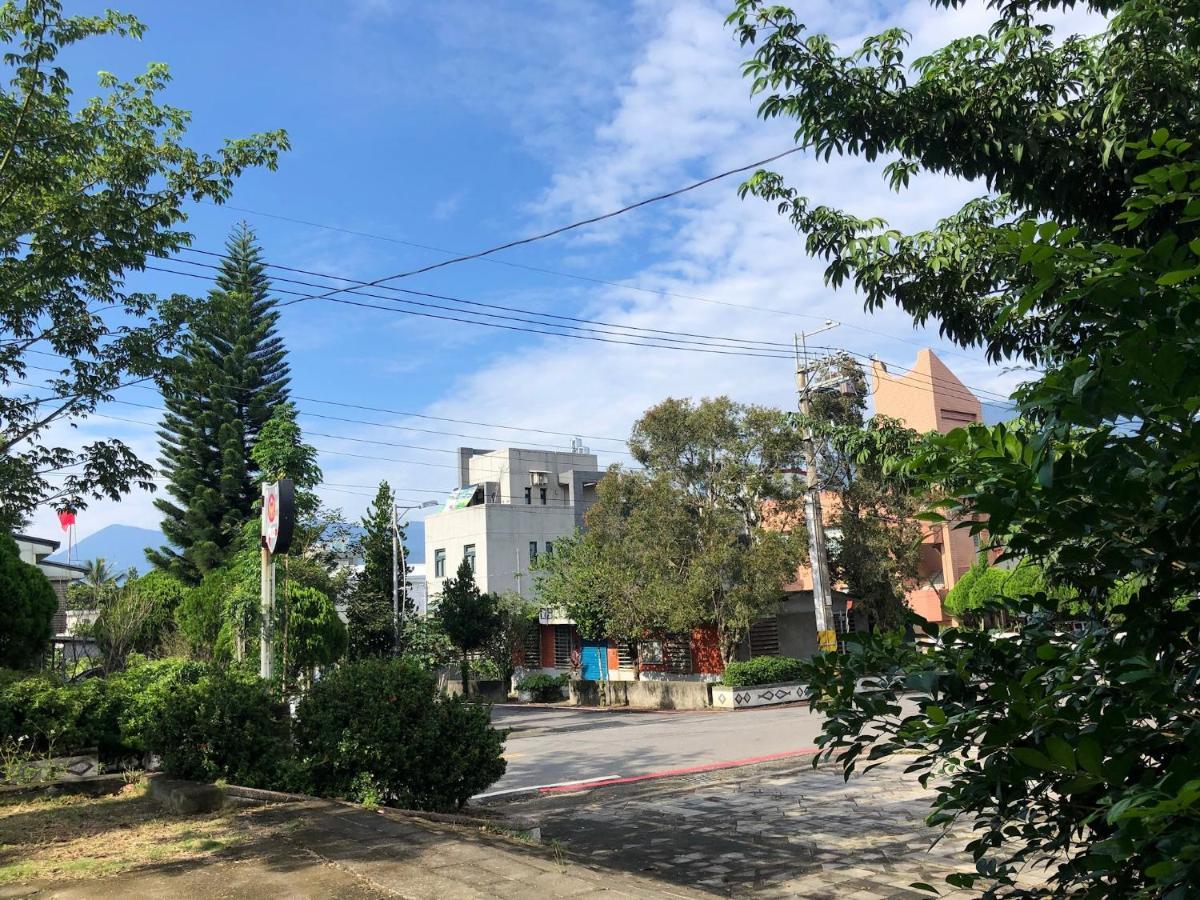 慢水山丘民宿 Slow Water Hill Yuemei Buitenkant foto